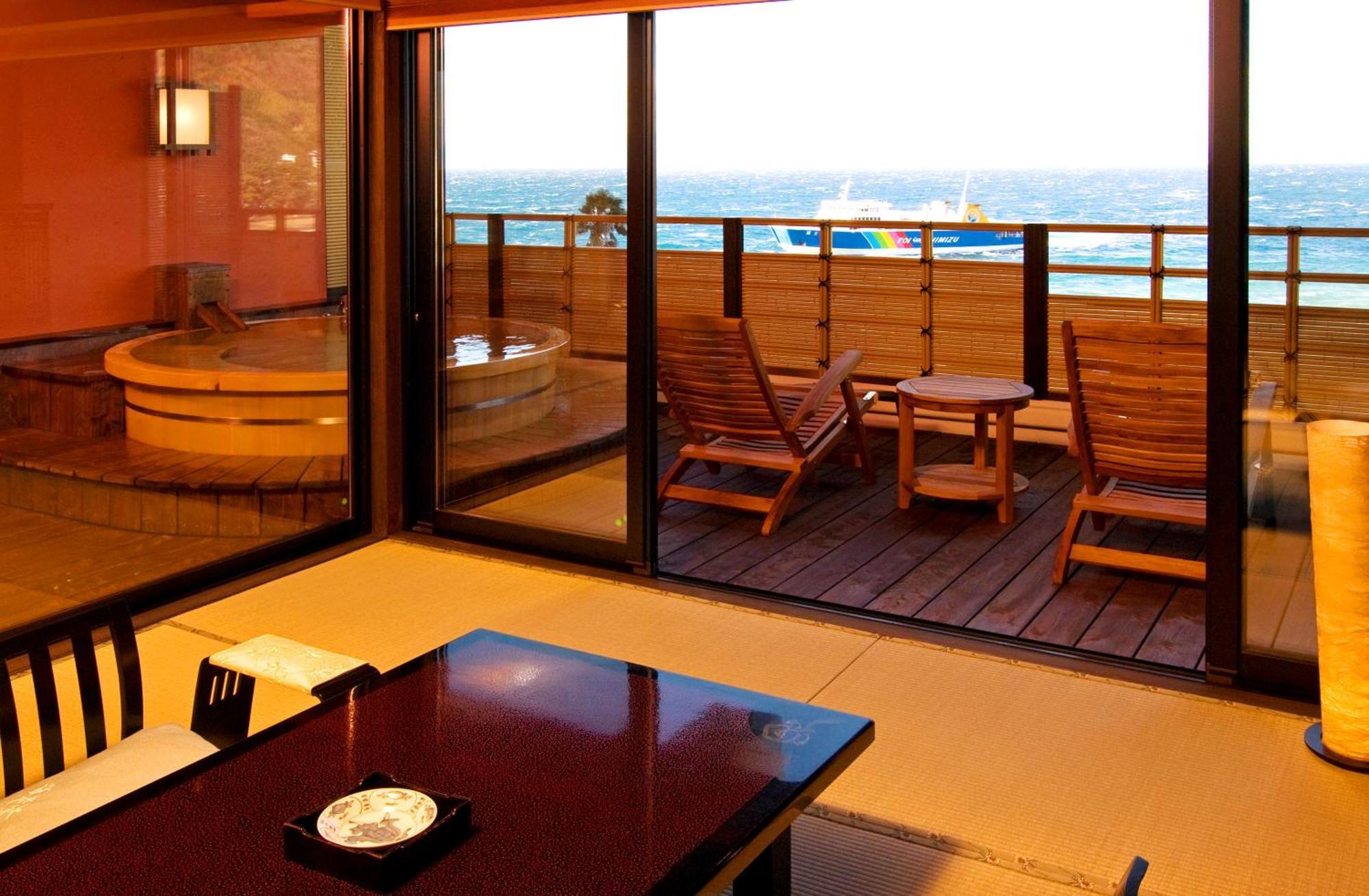 Shin Kaikatei Izumi Hotell Izu  Rum bild