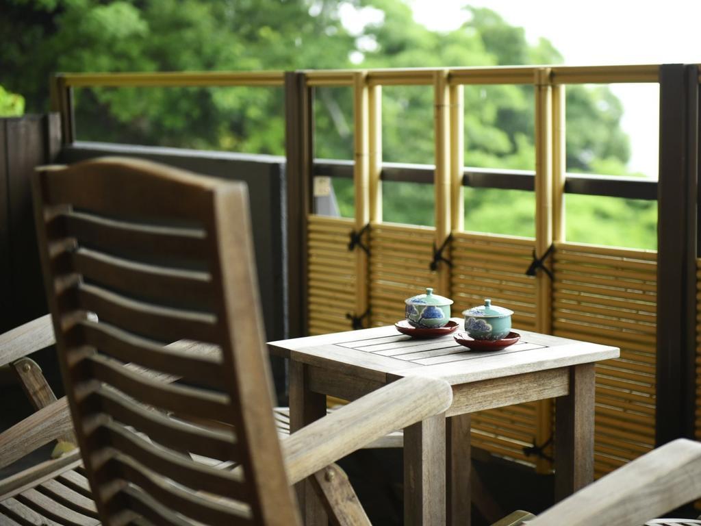 Shin Kaikatei Izumi Hotell Izu  Exteriör bild