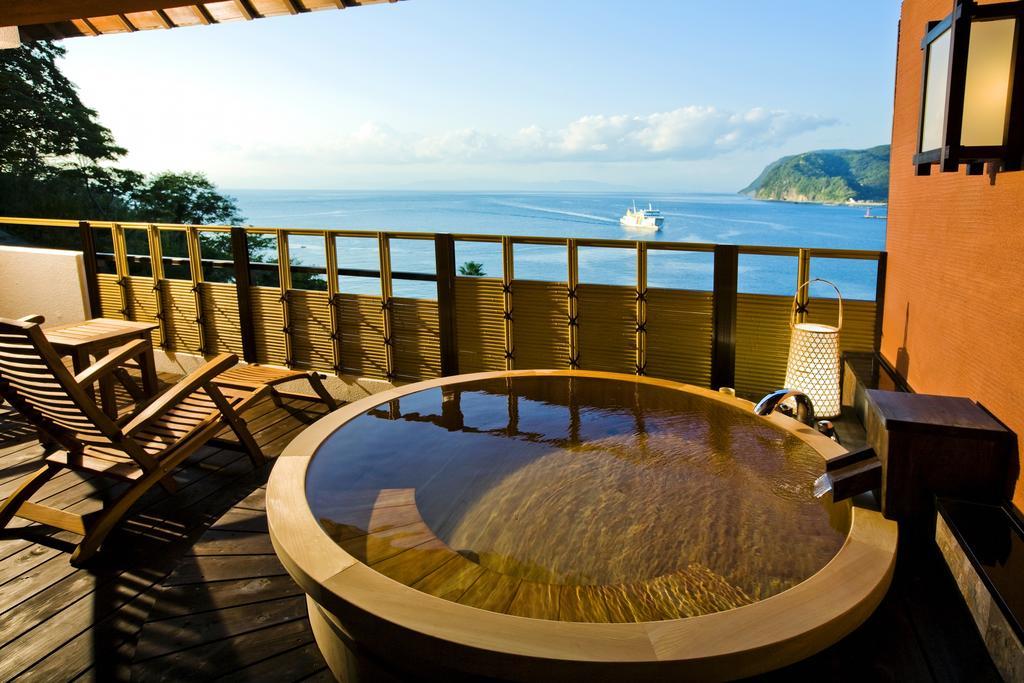 Shin Kaikatei Izumi Hotell Izu  Exteriör bild