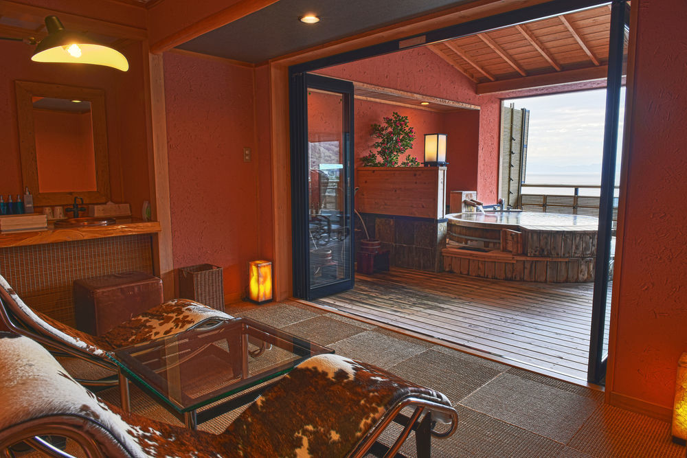 Shin Kaikatei Izumi Hotell Izu  Exteriör bild