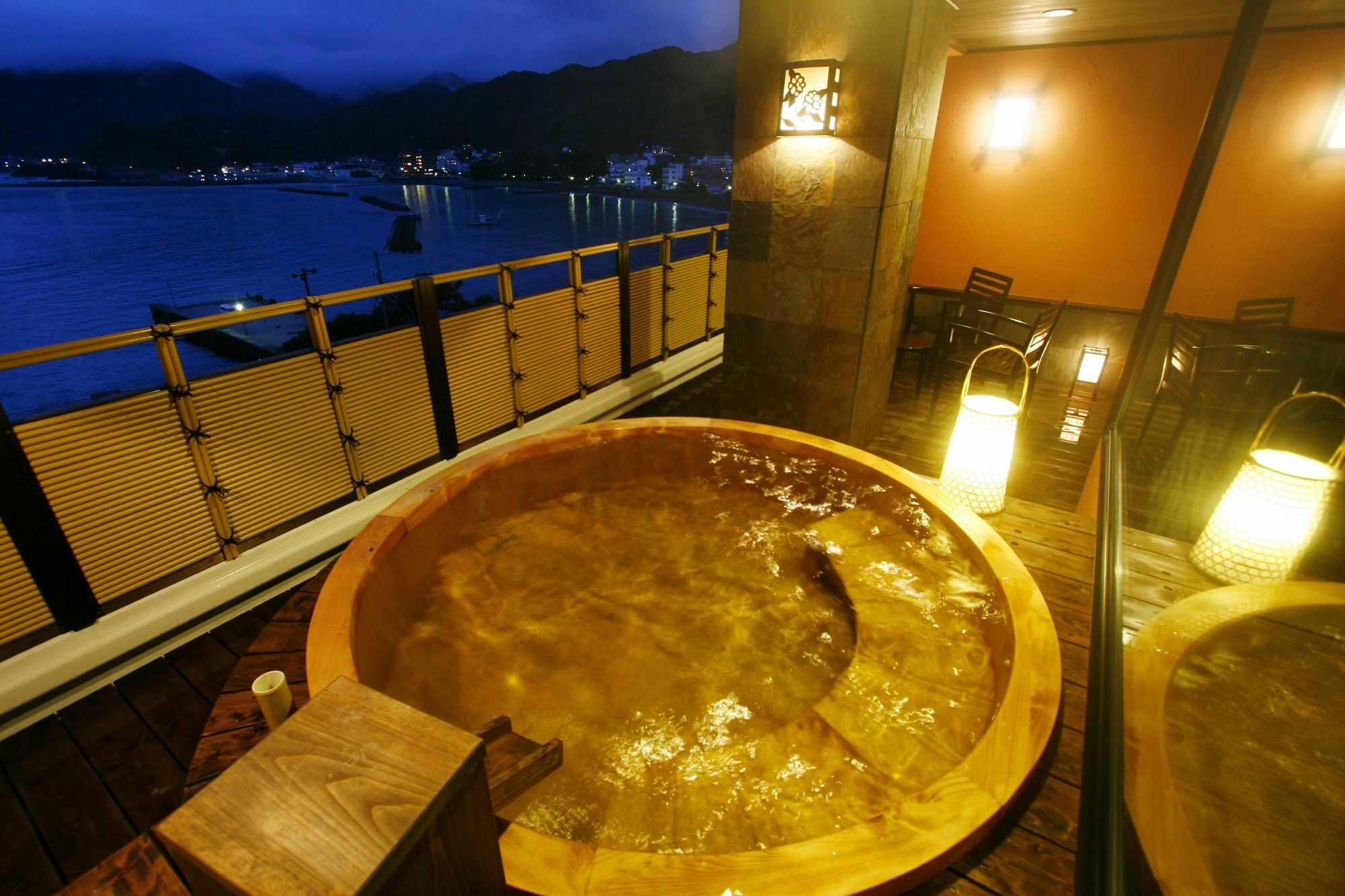 Shin Kaikatei Izumi Hotell Izu  Exteriör bild